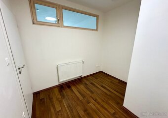 Pronájem bytu 2+kk Veveří, komora, šatna, parkování - 9