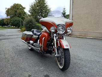 Harley Davidson Electra Glide CVO 110" - 9