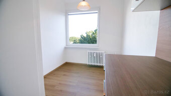 Prodej bytu 3+1 83 m² Velké náměstí, Hradec Králové - 9
