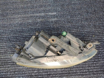 Lancia Delta III díly - 9