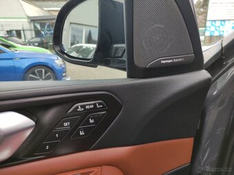 BMW X7 40d xDrive M Paket LASER HUD SKY LOUNGE TAŽNÉ - 9