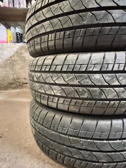 205/65 R16C 107/105 LT letní pneu - VW T6 Transporter Valník - 9