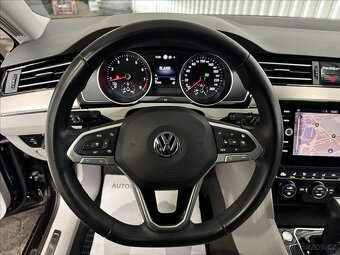 Volkswagen Passat 2.0TSI 140kW Elegance ČR 1Maj. - 9