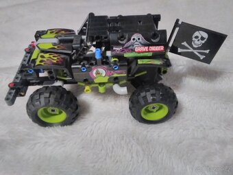 LEGO - Sety - 9