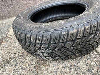 Prodám starší zimní pneu185/65/R14 - 9
