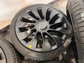 Original alu letní Model Tesla Model Y r21 - 9
