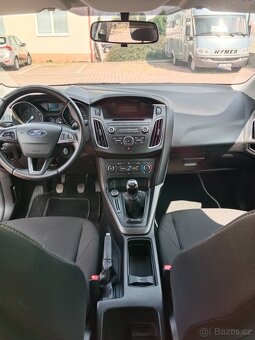 Ford Focus III 1.6 benzín ,atm 77kw - 9