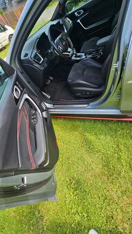Kia ProCeed GT 1.6 T-GDi - 9