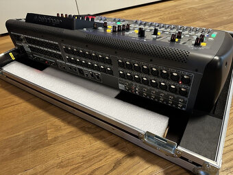 Behringer X32 32kanálový digitální mixážní pult včetně Thon - 9