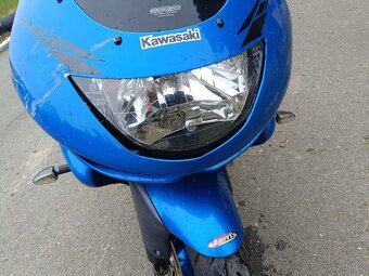 Motocykl Kawasaki ninja ZX-9R - 9