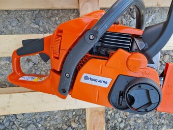 Husqvarna 440 motorova pila zaruka - 9