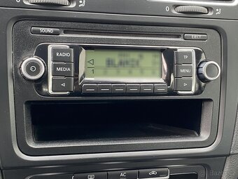 Volkswagen Golf 1.6 TDi ,  77 kW nafta, 2010 - 9