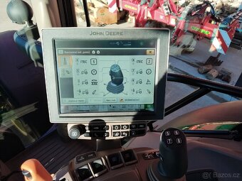 John Deere 6175R - 9