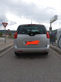 Peugot 5008 1.6 2010 - 9