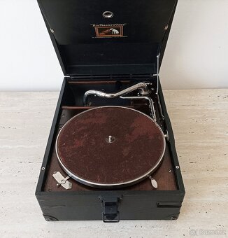 His Master’s Voice - starožitný gramofon na kliku ze 20. let - 9