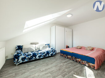 Prodej rodinného domu 214 m², pozemek 150 m² Borová Lada - 9