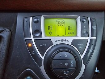 Citroen C8 2,2i lpg - 9