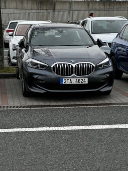 BMW 118i (2020) m-packet, nájezd 61tkm, automat - 9