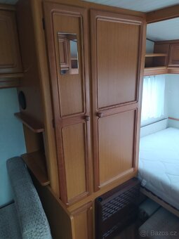 Karavan Hobby 420 DE LUXE - 9