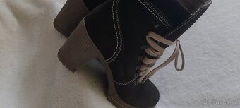 Lasocki polokozačky na blokovém podpatku - 9