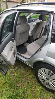 Ford Mondeo kombi, Ghia 2001 - 9