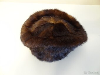 NOREK. Starší kožešina. Čepice - 9