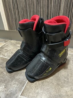 Nabízím dětské lyžařské boty - 9