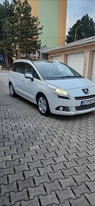 Peugeot 5008 2.0 HDI 120kw  6.rych.automat  7 miestny - 9