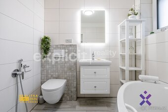 Prodej rodinné domy, 160 m2 - Zlín, ev.č. 02054 - 9