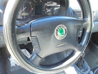Škoda Octavia 1. combi 2004 - 1,9TDi 81kW tažné+výbava - 9