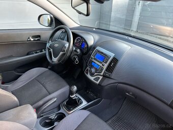 Hyundai i30 1.6i 92kW Rv.2013 1 Majitel Původ CZ - 9