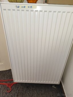 8x Radiátory typ 22(hl.100mm) a typ 33 (hl.155mm) - 9