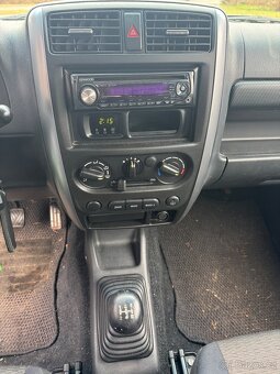Prodám Suzuki Jimny 4x4 1,3 Benz 63 KW rv 2008Odpočet DPH - 9