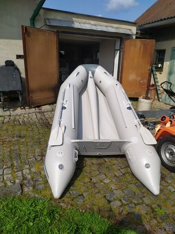 Prodám nafukovací člun Rapid SD 330 air - 9