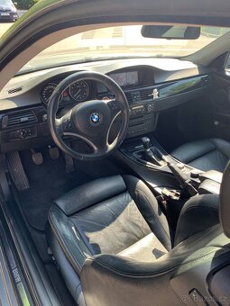 BMW 325i E92 Coupe 160kw Manuální řazení - 9