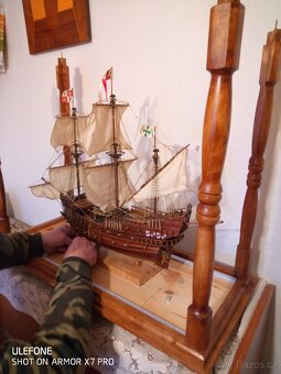 loď ve skříňce - 9