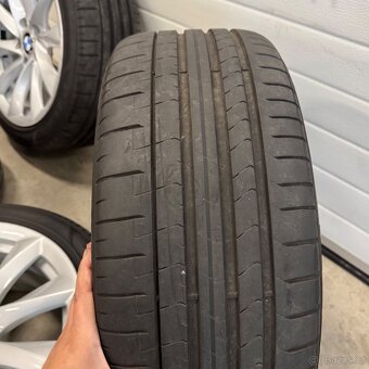 Letní BMW 18” 225/45 R18 6mm Pirelli, 5x120 - 9