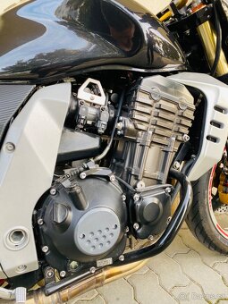 Kawasaki Z 1000 - 9