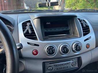 Mitsubishi L200 2,5 - 9
