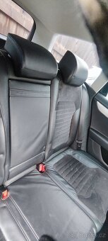 Volkswagen Passat B7 ND sedačky - 9