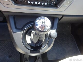 Citroen C4 Picasso 2.0 HDI r.v.2010 (100 KW) KOUPENO ČR - 9