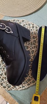 Boty kotníčkové dámské 40 - 9