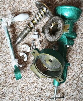 Mlýnek na obilí - Predátor BX 09 - NOVÝ - 9