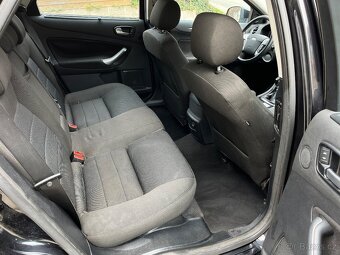 Ford Mondeo 2.0 TDCI 103kW TITANIUM, SERV.KN - 9