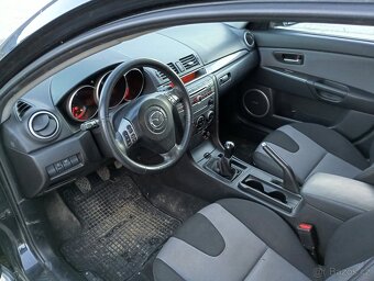 Mazda 3 2.0dti 105 kw 6 rychlosti max výbava - 9