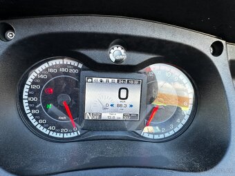 Can-am Spyder 990 RTS MY2011, pouze 400 Km - 9