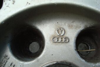 Audi 100-Retro kola 15" - 9