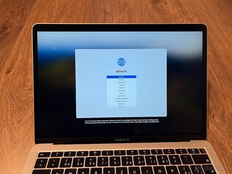 MacBook Air 2018 i5 RAM 8GB SSD 128GB (velmi pěkný) - 9