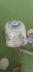 Starý telefon Tesla 65S - 9