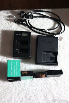 Canon RP + Příslušenství + 7 baterií - 9